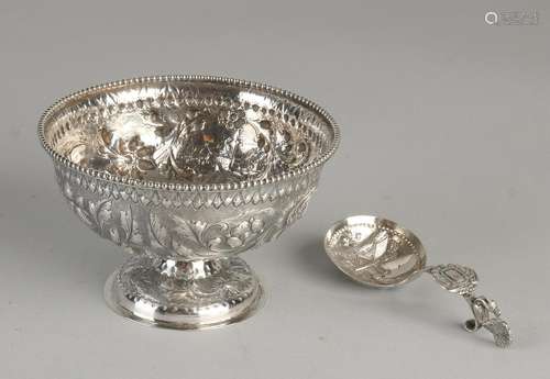 Silver cream bowl with spoon, 833/000, cream bowl on