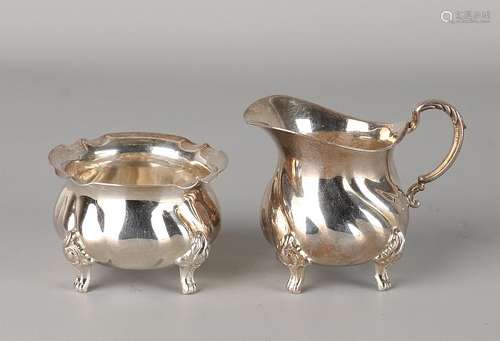 Silver cream pose, 925/000, with a milk jug and a