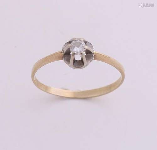 Yellow gold solitary ring, 585/000, with a white gold