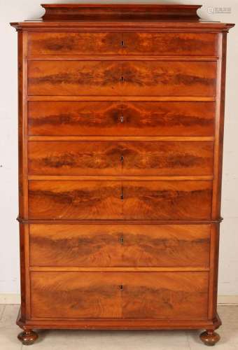 Professionally restored mahogany Louis Philippe chest