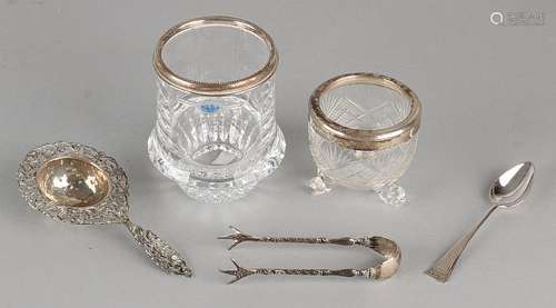 Lot silver, 833/000, with a crystal spoon vase with