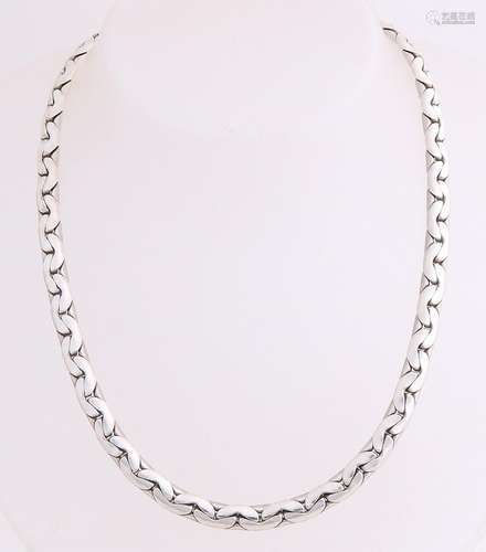 Silver necklace, 925/000, with luna link. Width 6 mm.