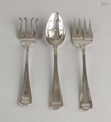 Lot with three silver cutlery, 835/000, with a spoon