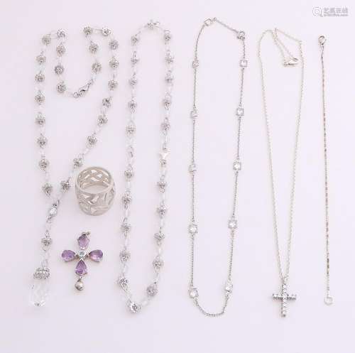 Lot silver jewelery, 925/000, with 2 chokers ground