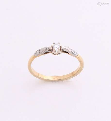 Yellow gold solitaire ring, 585/000, with diamond. Ring