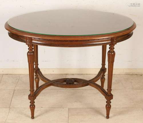 Walnut Louis XVI style oval table leg with