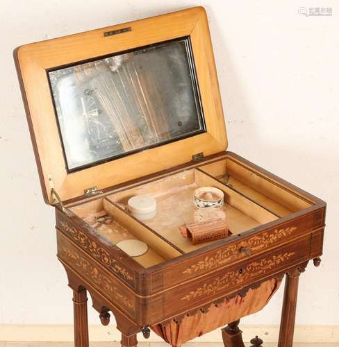 19th Century rosewood sewing table with around 'teeter