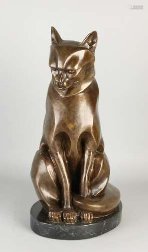 Large bronze Art Deco-style feline on black marble