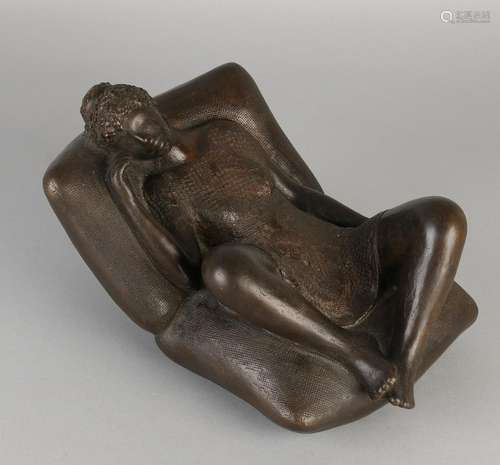 Bronze Fig. Sleeping Lady. Second half 20th century.