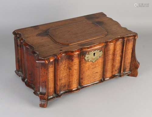 18th Century Louis XV walnut casket documents. Curved