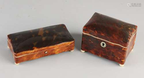 Two 19th century tortoiseshell lid boxes. One time