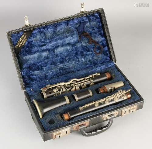 Old Dutch clarinet in the original case. Imperial, J.,