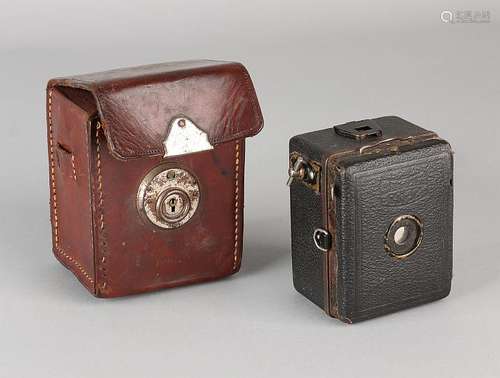 Rare antique small German Zeiss Ikon camera. Box Tengor