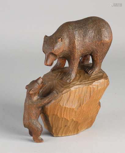 30-ies Finnish timber inserted Fig. Two bears at