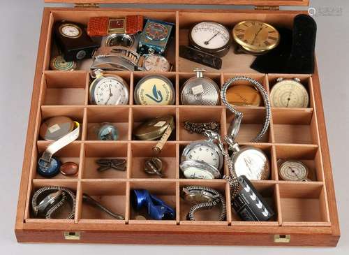 Box miscellaneous. For example: watches, pocket