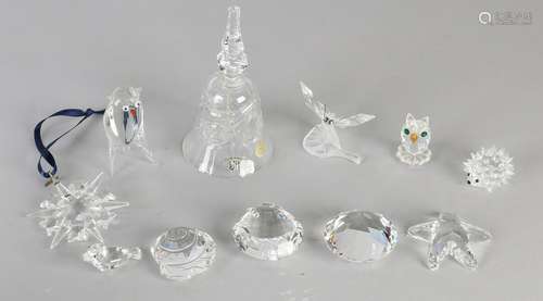 Divers miniature glassware. 20th century. Among other: