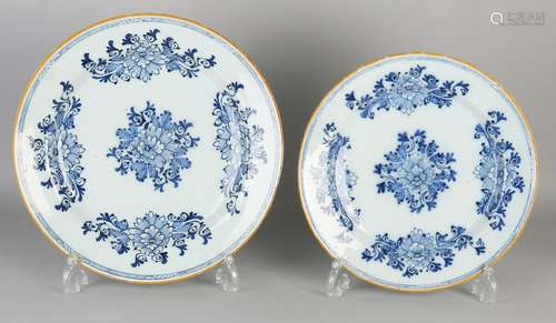 Two major 18th century Delft Fayence signs with floral