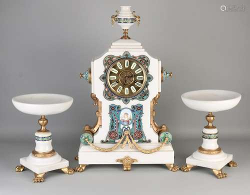 Capital white marble Art Nouveau-style clocks couple