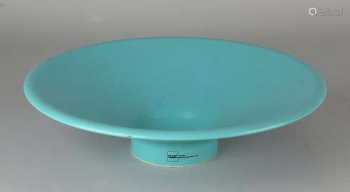 Modern Makkumer porcelain platter. Oar Wurk Makkum.