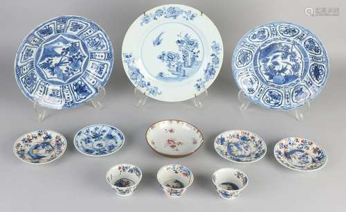 Nine times antique Chinese porcelain. Comprising: 18th