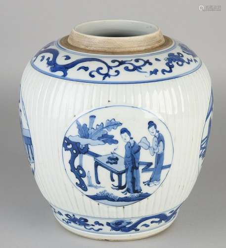 Large blue and white Chinese porcelain vase with