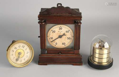 Junghans egg timer + old clock + barometer. Size: 9-23