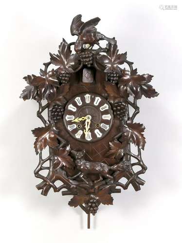 Large 19th century walnut Black Forest cuckoo clock