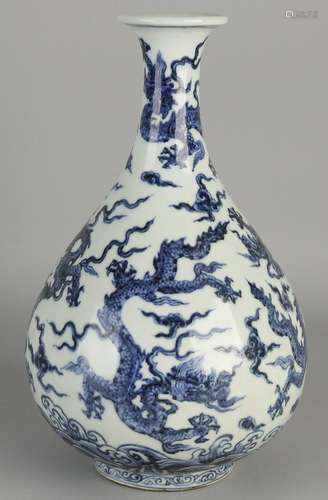 Chinese porcelain vase with dragon decoration in the