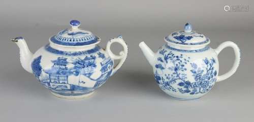 Two large 18th century Chinese porcelain pull pots.