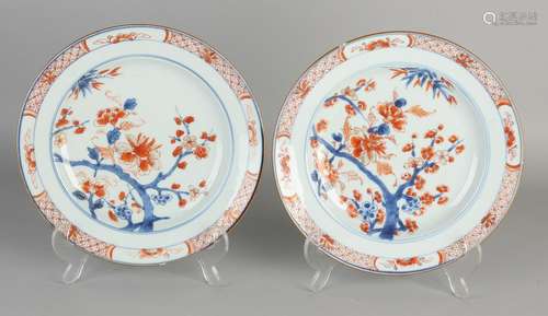 Two 18th century Chinese Imari porcelain plates with