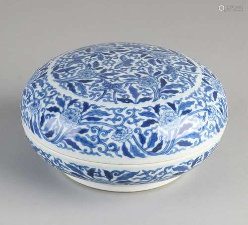 Chinese porcelain lid box with peonies / butterfly