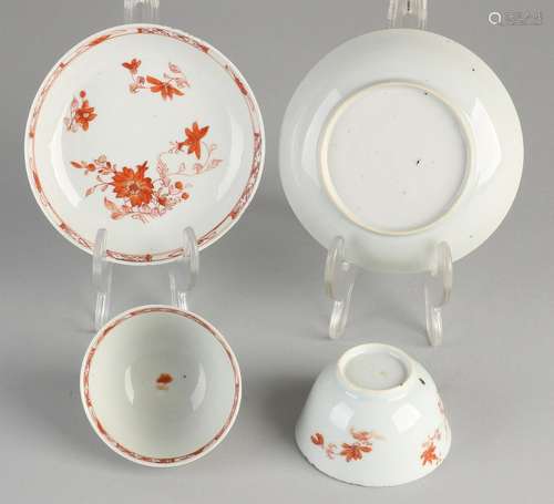 Two 18th century Chinese porcelain cups and saucers.