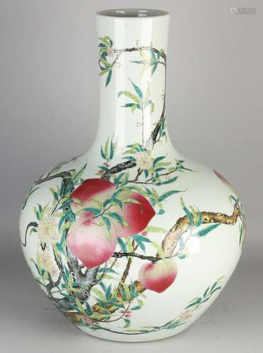 Very large Chinese porcelain Family Rose vase with