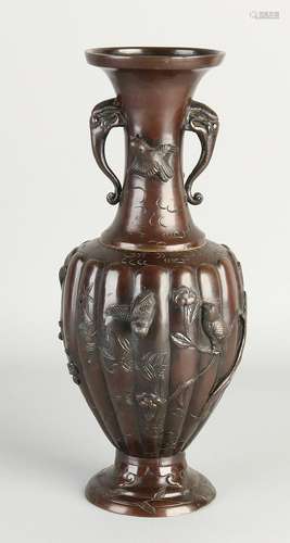 Antique Japanese bronze vase with birds on flowering