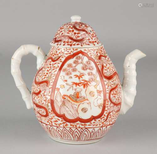 19th Century Chinese porcelain teapot with milk and