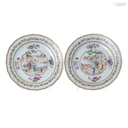 Pair of large 'Mandarin' plates in Chine…