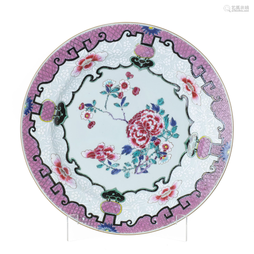 Large plate in Chinese porcelain, Yonghz…