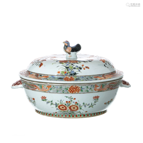 Chinese porcelain tureen