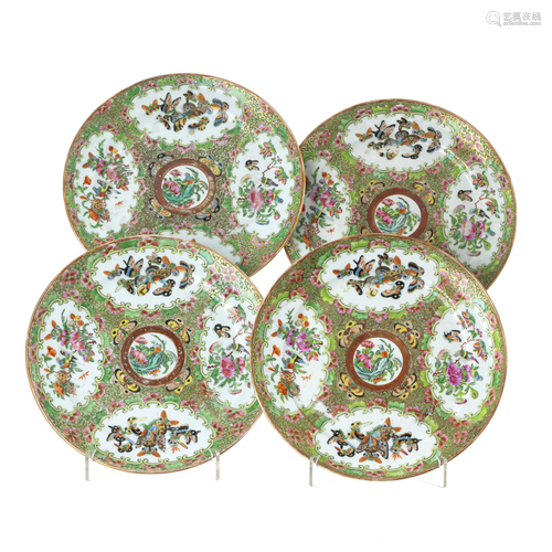 Four Rose medallion plates in Chinese porcelain