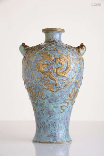 十九世紀 爐鈞釉雕瓷雙龍紋梅瓶