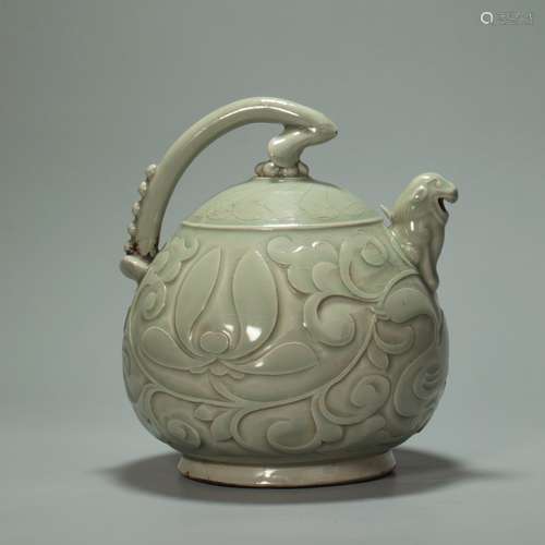 Long Quan Kiln pot from Song