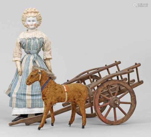 Große Spätbiedermeier-Puppe mit PferdekarrenGlasierter Porzellan-Brustkopf mit blonden, stark