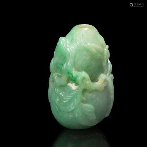 ancient jade snuff bottle from Qing