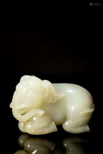 hetian jade elephant ornament from Qing