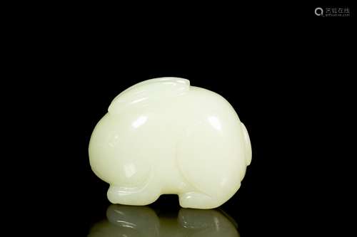 hetian jade rabbit snuff bottle from Qing