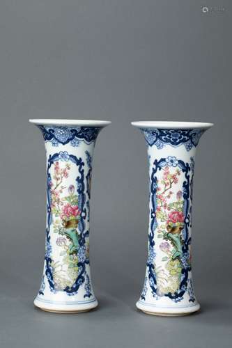 a pair of white and blue vase from Qing