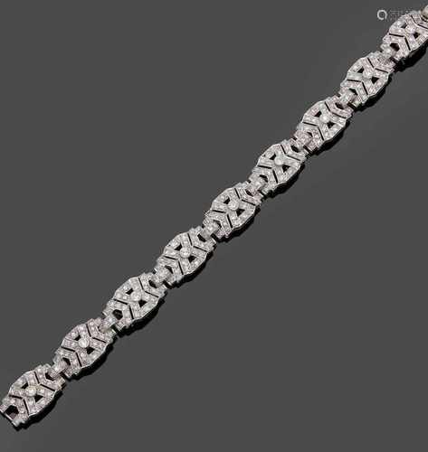 Art Déco-DiamantarmbandPlatin. Schauseitig ausgefasst mit Altschliffdiamanten von zus. ca. 4,90 ct.,