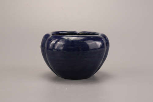A Chinese Blue Glaze Porcelain Water Pot