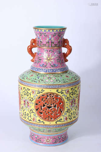 A Chinese Floral Famille Rose Porcelain Vase