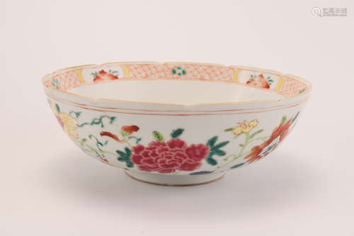 A Chinese Floral Famille Rose Porcelain Bowl